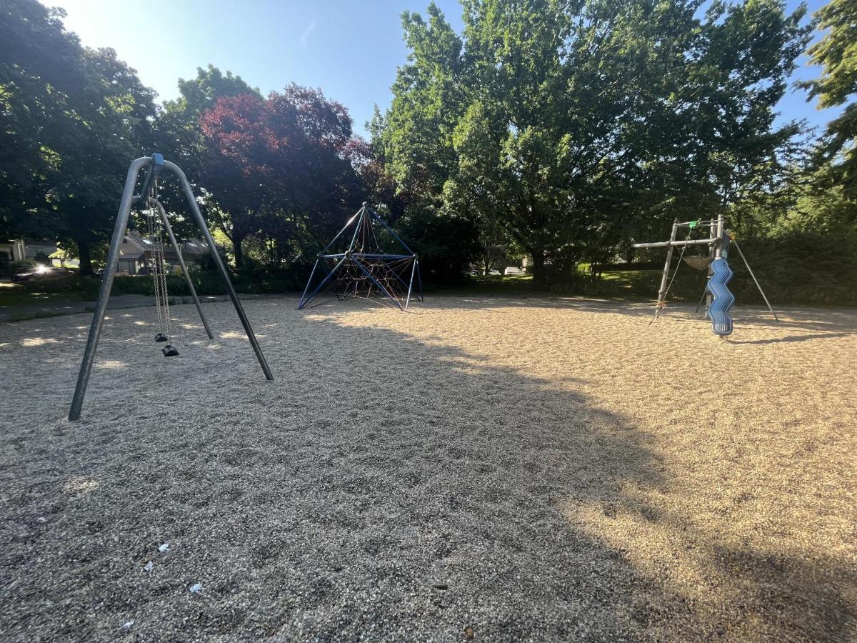 דיסבורג Privatzimmer Am Iltispark מראה חיצוני תמונה